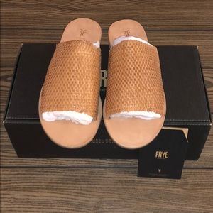frye lily woven link slide